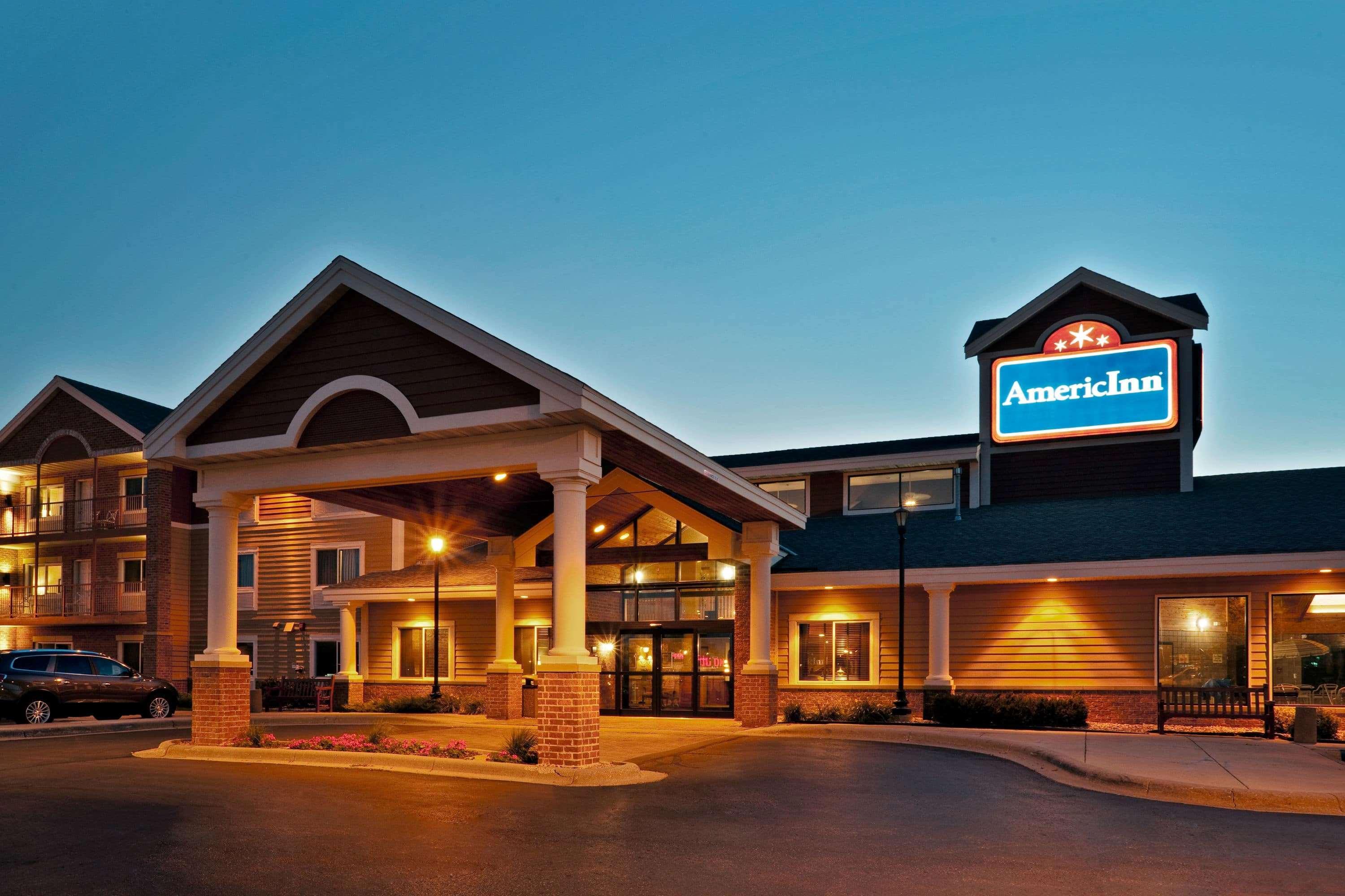Americinn By Wyndham Шанхассен Экстерьер фото